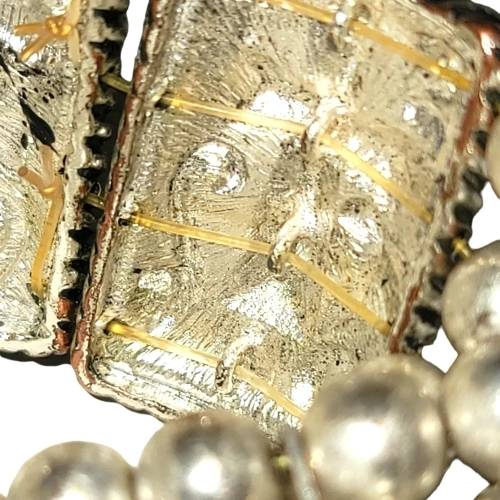 Cross Beaded Pearl Bracelet with Elastic Bands